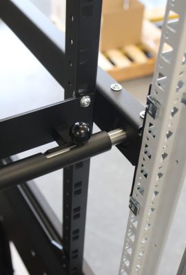 HEAVY-DUTY PULL OUT-FRAME VOOR TECHNISCHE INSTALLATIES